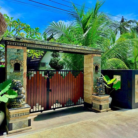 Meket Bungalows Toyapakeh Esterno foto