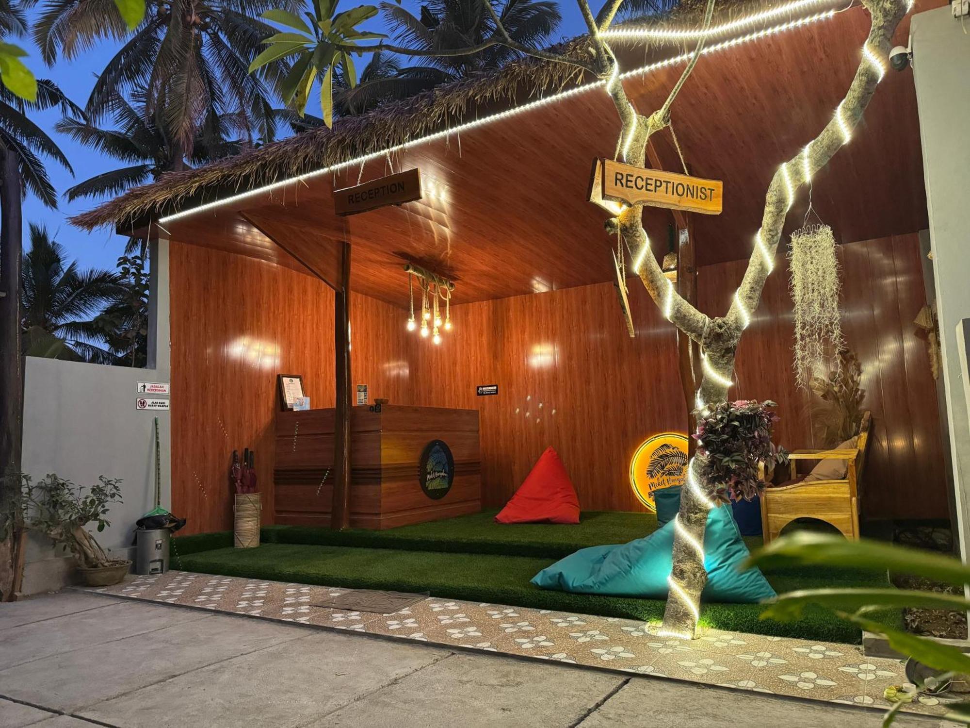 Meket Bungalows Toyapakeh Esterno foto