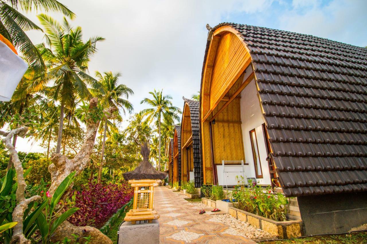 Meket Bungalows Toyapakeh Esterno foto